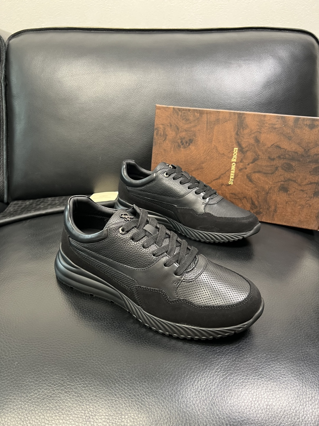 StefanoRicci 高品质 顶级工艺品 史蒂芬 劳尼治 专柜新品同步，鞋面意大利进口牛皮面料，进口