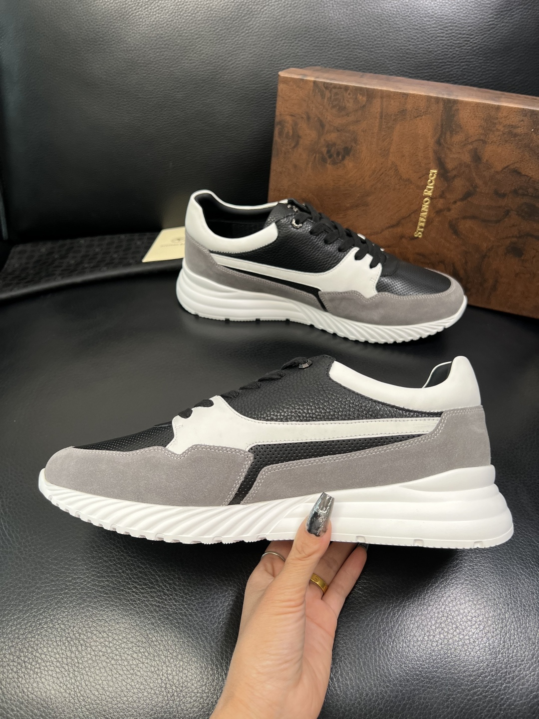 StefanoRicci 高品质 顶级工艺品 史蒂芬 劳尼治 专柜新品同步，鞋面意大利进口牛皮面料，进口