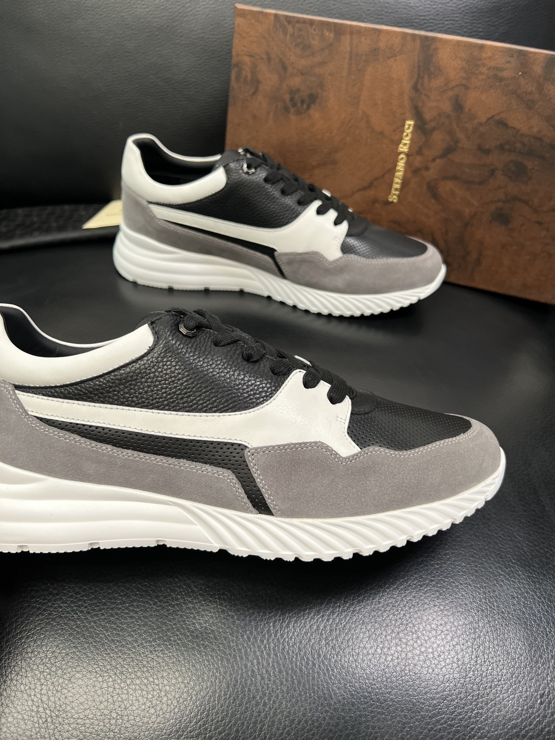 StefanoRicci 高品质 顶级工艺品 史蒂芬 劳尼治 专柜新品同步，鞋面意大利进口牛皮面料，进口