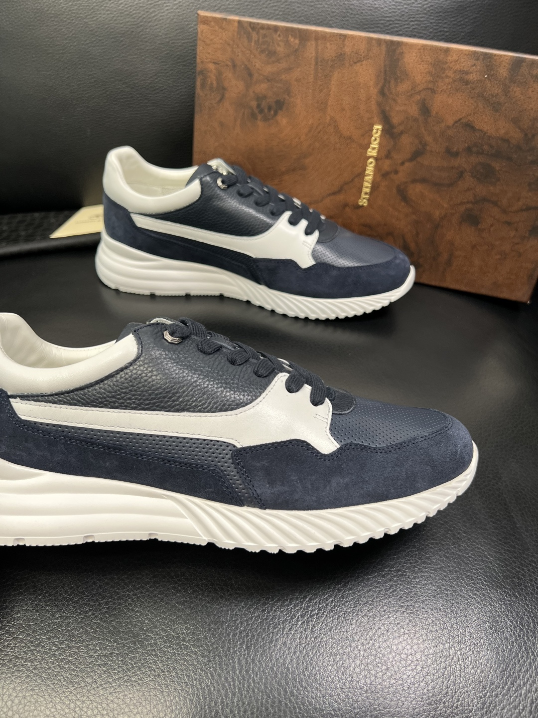 StefanoRicci 高品质 顶级工艺品 史蒂芬 劳尼治 专柜新品同步，鞋面意大利进口牛皮面料，进口