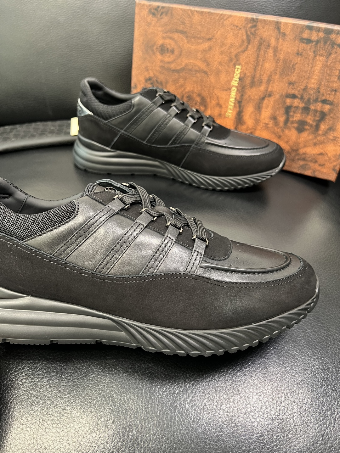 StefanoRicci 高品质 顶级工艺品 史蒂芬 劳尼治 专柜新品同步，鞋面意大利进口牛皮面料，进口