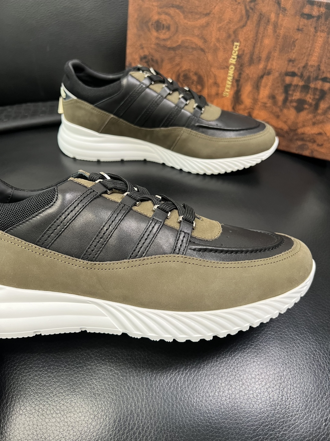 StefanoRicci 高品质 顶级工艺品 史蒂芬 劳尼治 专柜新品同步，鞋面意大利进口牛皮面料，进口