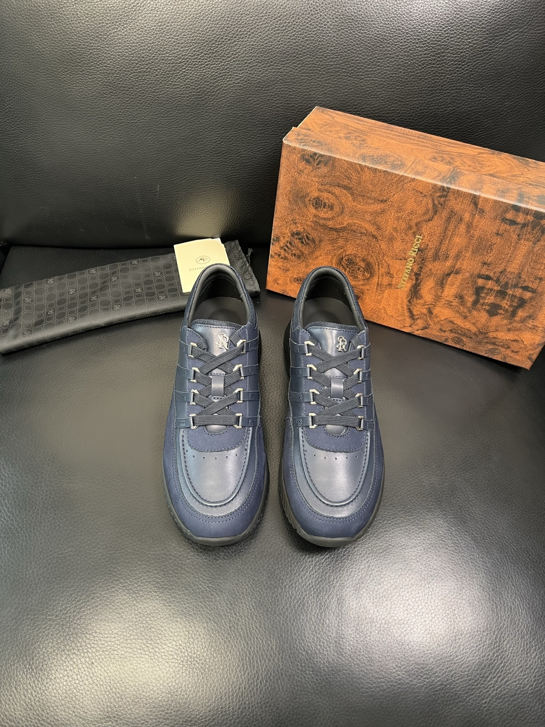 StefanoRicci 高品质 顶级工艺品 史蒂芬 劳尼治 专柜新品同步，鞋面意大利进口牛皮面料，进口