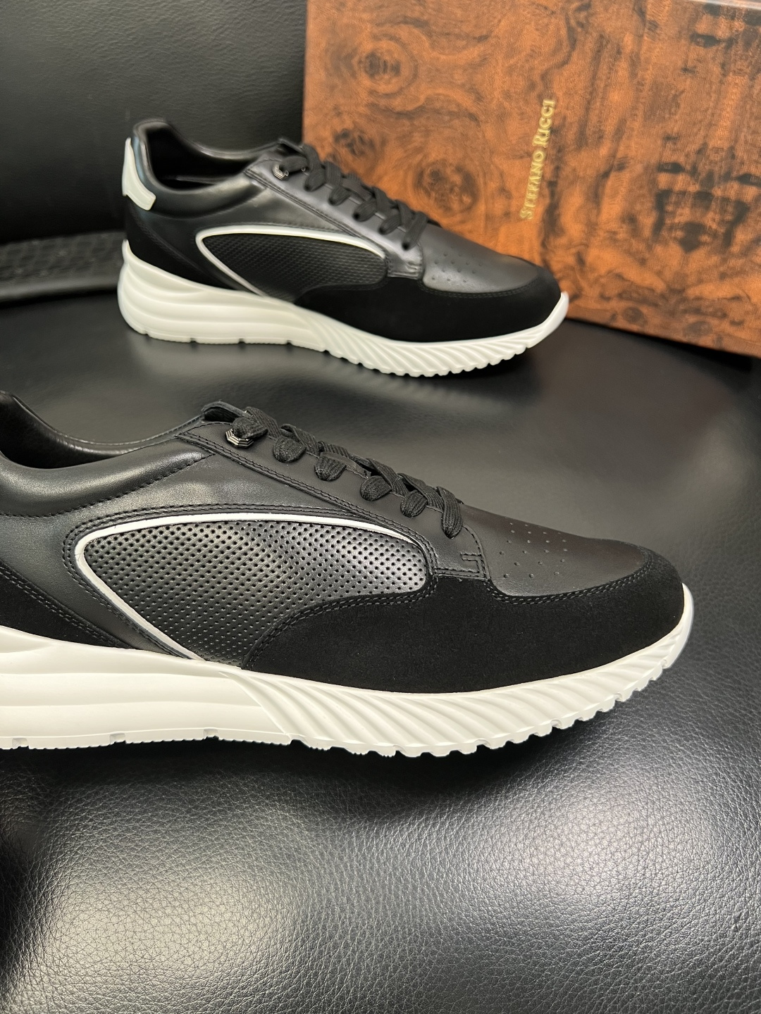 StefanoRicci 高品质 顶级工艺品 史蒂芬 劳尼治 专柜新品同步，鞋面意大利进口牛皮面料，进口