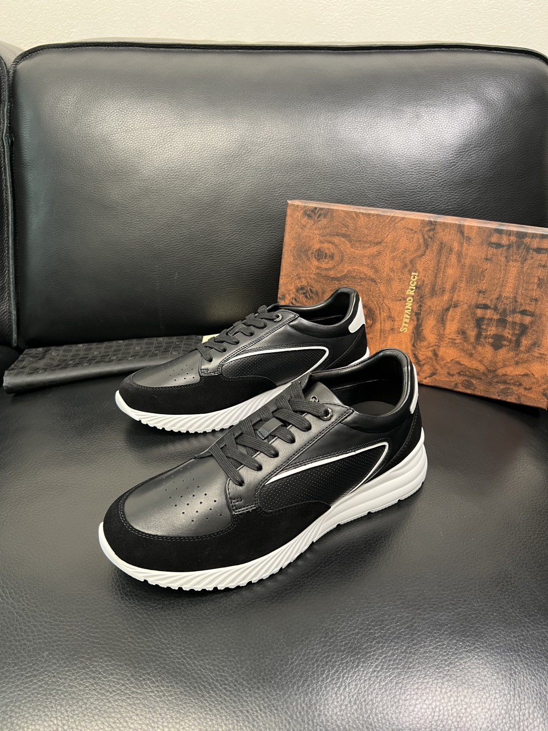 StefanoRicci 高品质 顶级工艺品 史蒂芬 劳尼治 专柜新品同步，鞋面意大利进口牛皮面料，进口