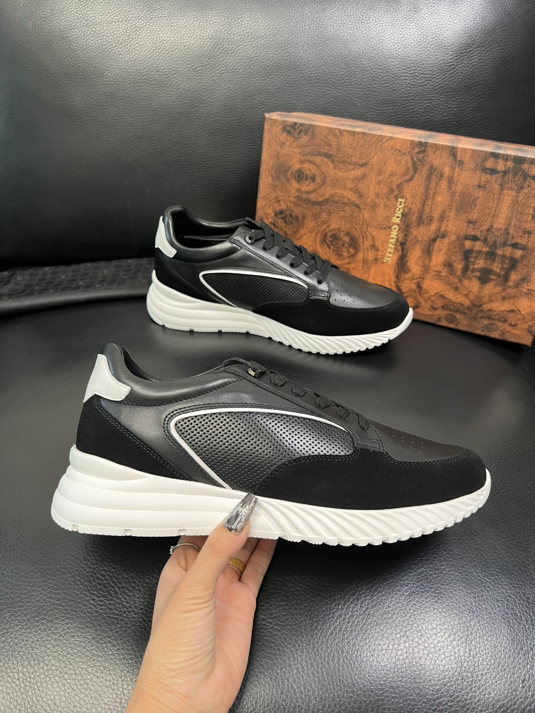 StefanoRicci 高品质 顶级工艺品 史蒂芬 劳尼治 专柜新品同步，鞋面意大利进口牛皮面料，进口