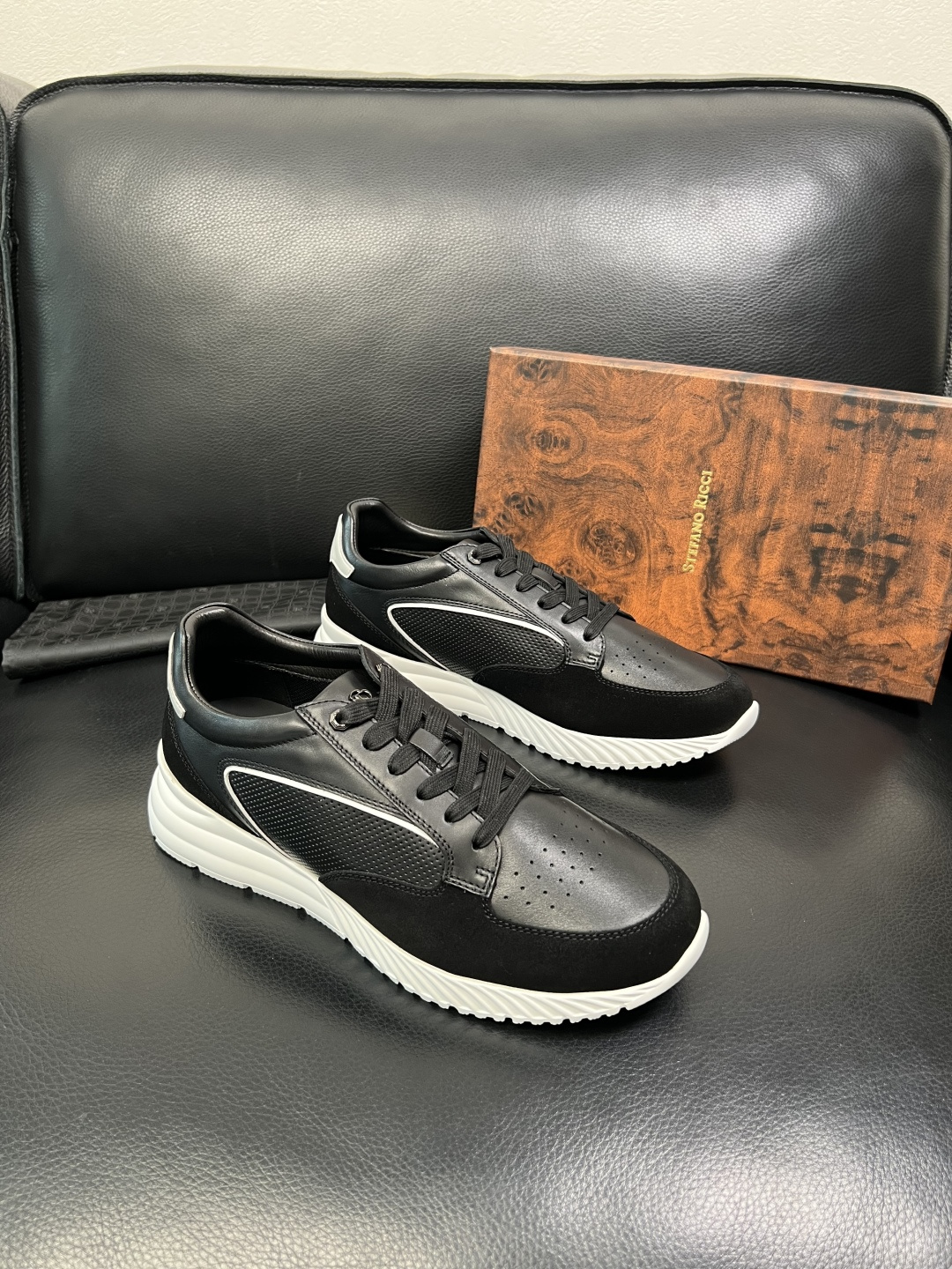 StefanoRicci 高品质 顶级工艺品 史蒂芬 劳尼治 专柜新品同步，鞋面意大利进口牛皮面料，进口