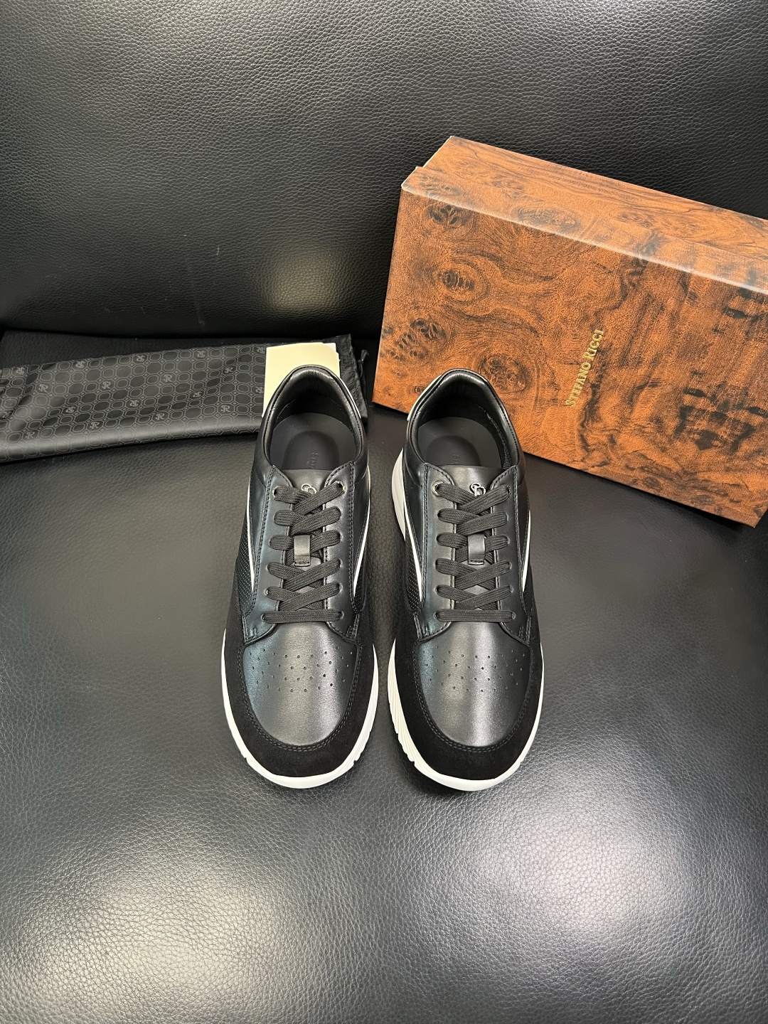 StefanoRicci 高品质 顶级工艺品 史蒂芬 劳尼治 专柜新品同步，鞋面意大利进口牛皮面料，进口