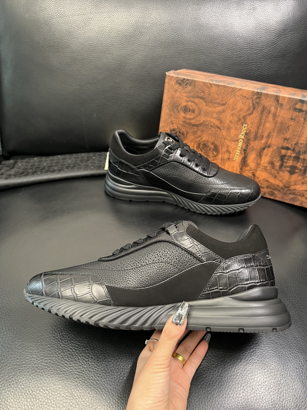 StefanoRicci 高品质 顶级工艺品 史蒂芬 劳尼治 专柜新品同步，鞋面意大利进口牛皮面料，进口