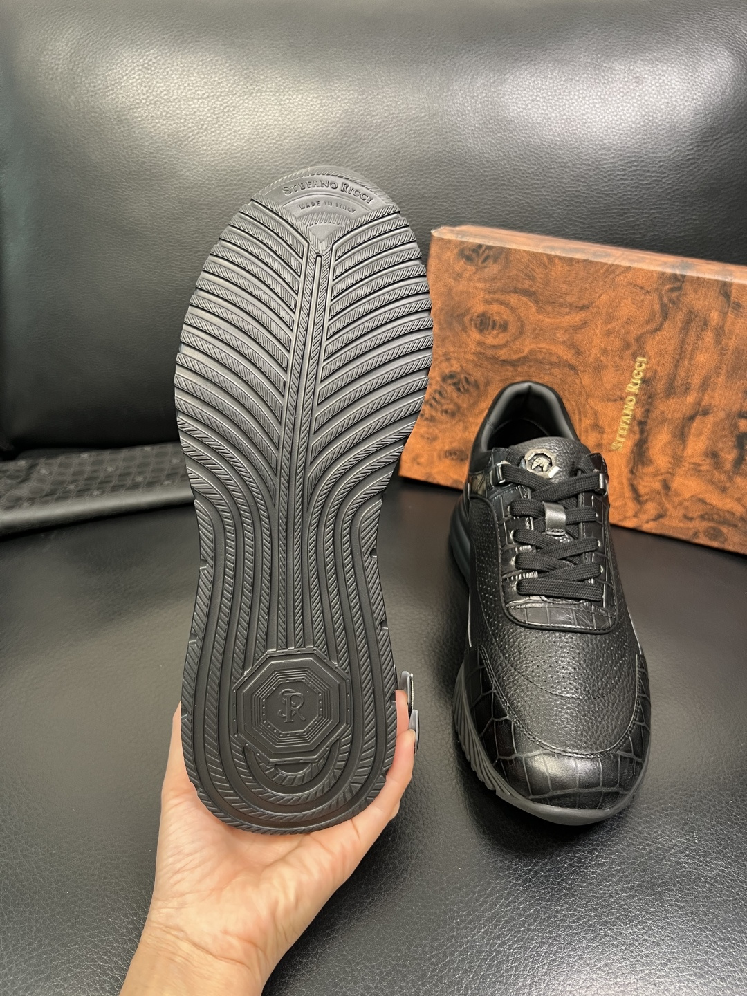 StefanoRicci 高品质 顶级工艺品 史蒂芬 劳尼治 专柜新品同步，鞋面意大利进口牛皮面料，进口