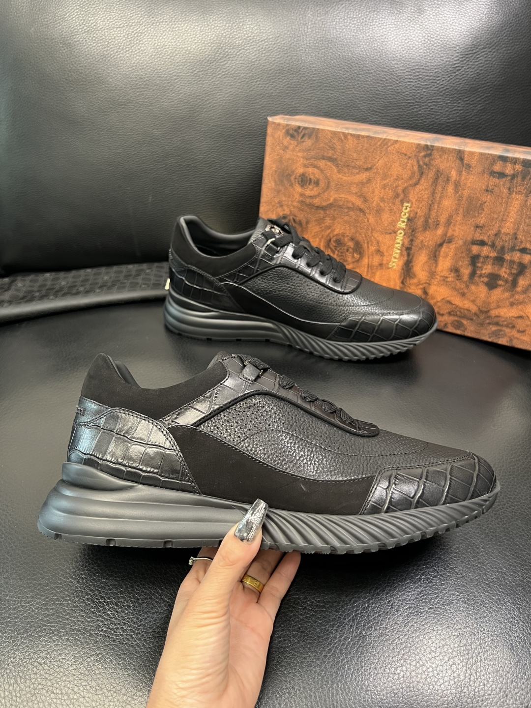 StefanoRicci 高品质 顶级工艺品 史蒂芬 劳尼治 专柜新品同步，鞋面意大利进口牛皮面料，进口