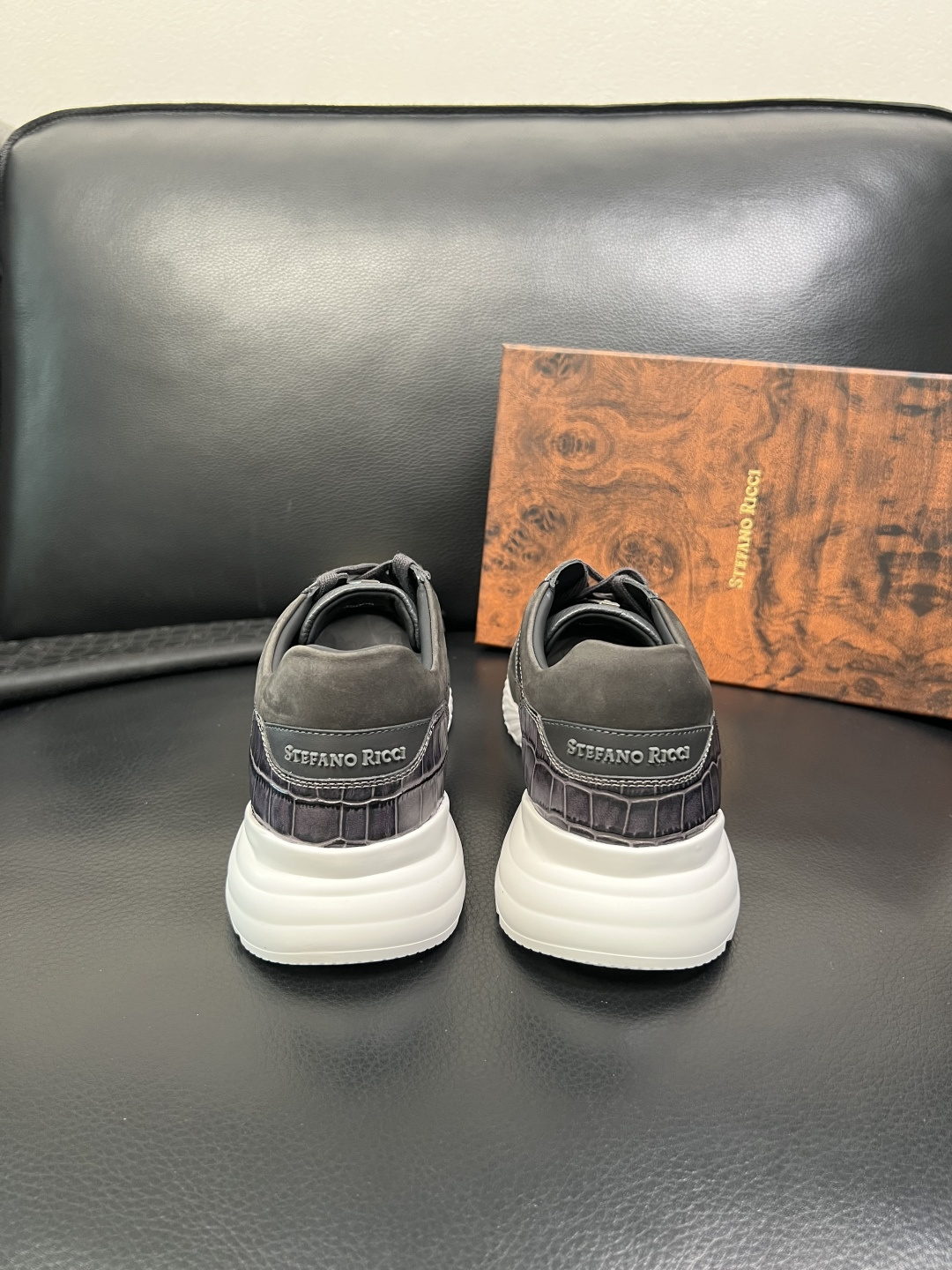 StefanoRicci 高品质 顶级工艺品 史蒂芬 劳尼治 专柜新品同步，鞋面意大利进口牛皮面料，进口