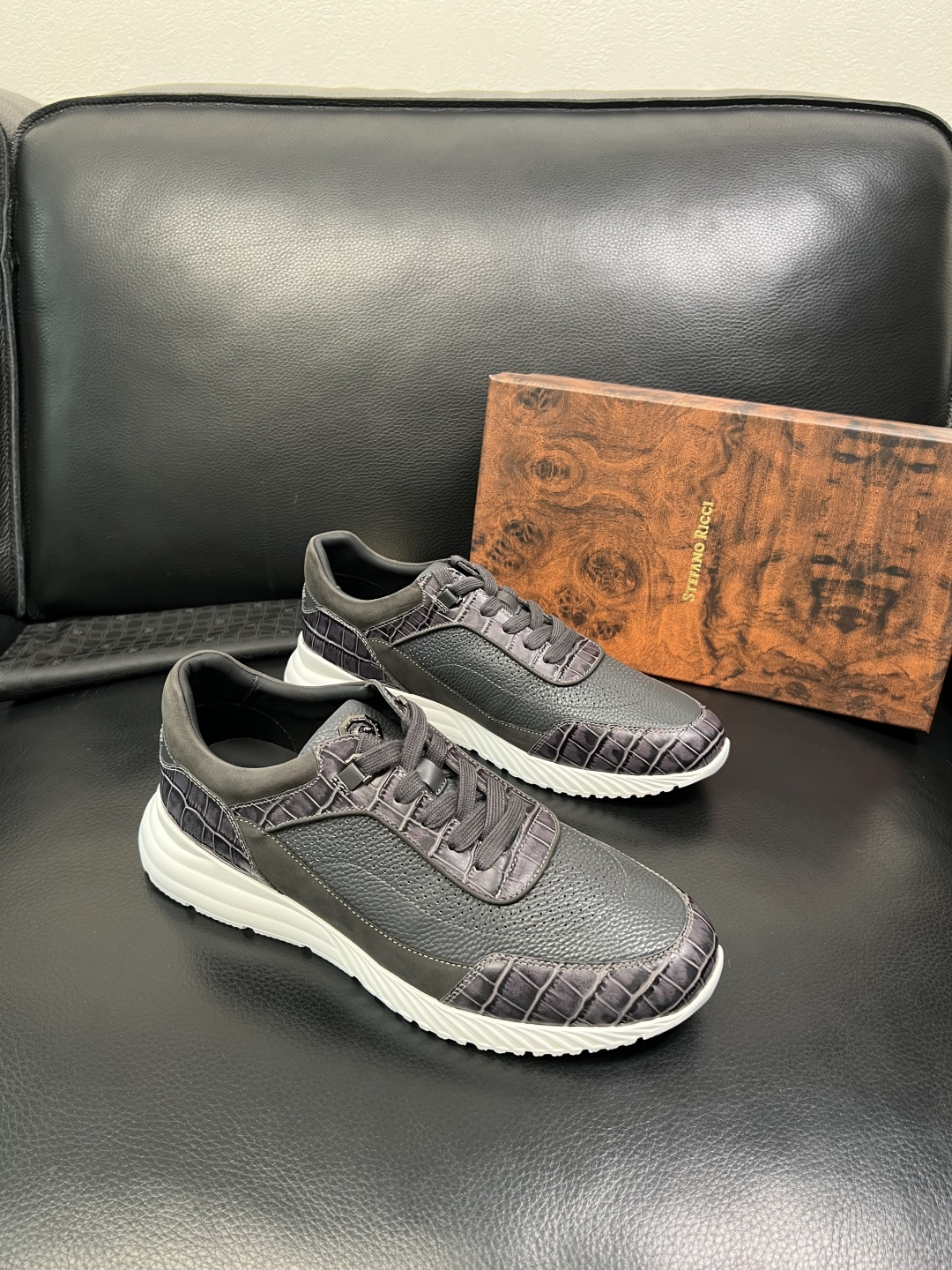 StefanoRicci 高品质 顶级工艺品 史蒂芬 劳尼治 专柜新品同步，鞋面意大利进口牛皮面料，进口