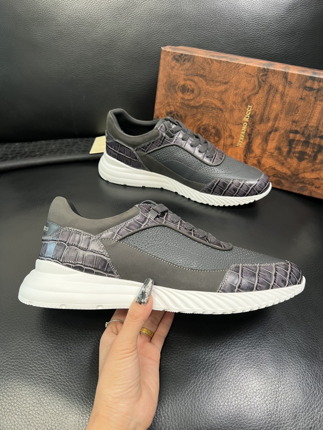 StefanoRicci 高品质 顶级工艺品 史蒂芬 劳尼治 专柜新品同步，鞋面意大利进口牛皮面料，进口