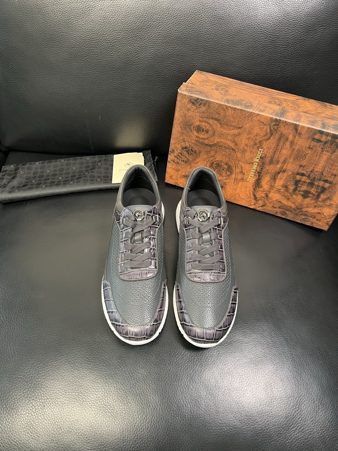 StefanoRicci 高品质 顶级工艺品 史蒂芬 劳尼治 专柜新品同步，鞋面意大利进口牛皮面料，进口