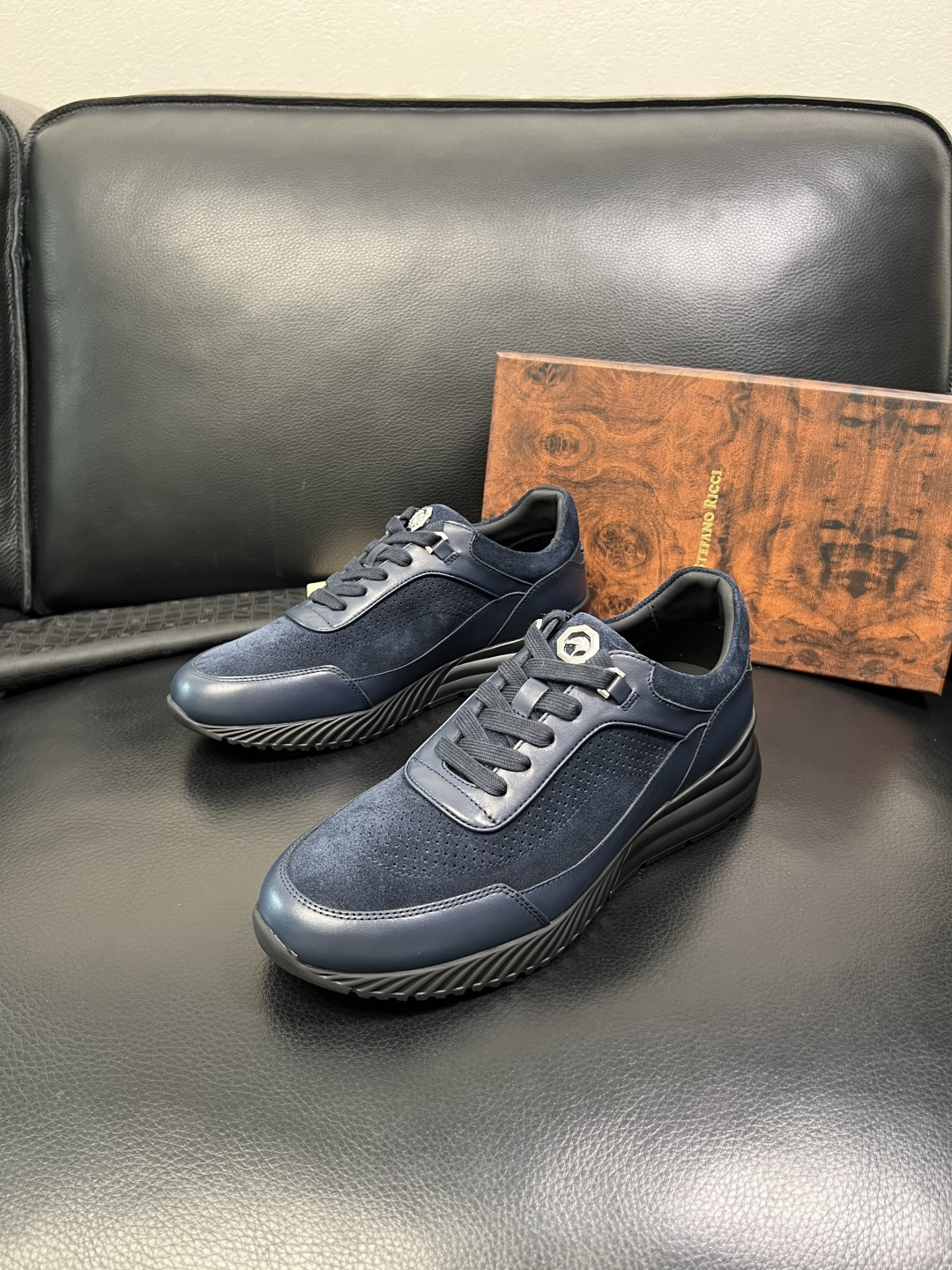 StefanoRicci 高品质 顶级工艺品 史蒂芬 劳尼治 专柜新品同步，鞋面意大利进口牛皮面料，进口