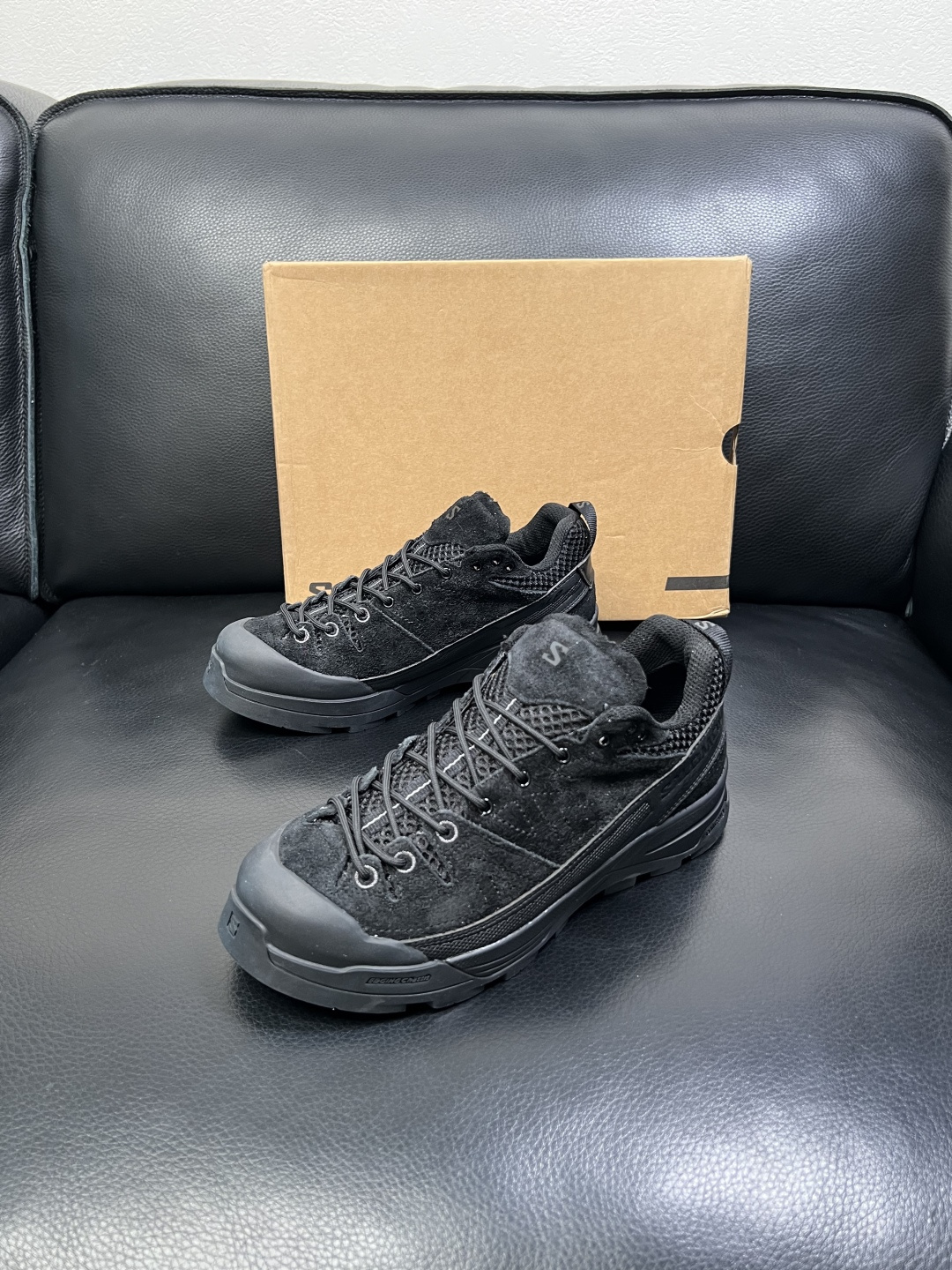 Salomo 高品质 顶级工艺品 萨洛蒙 专柜新品同步，鞋面意大利进口牛皮面料，进口水染牛皮内里垫，鞋底