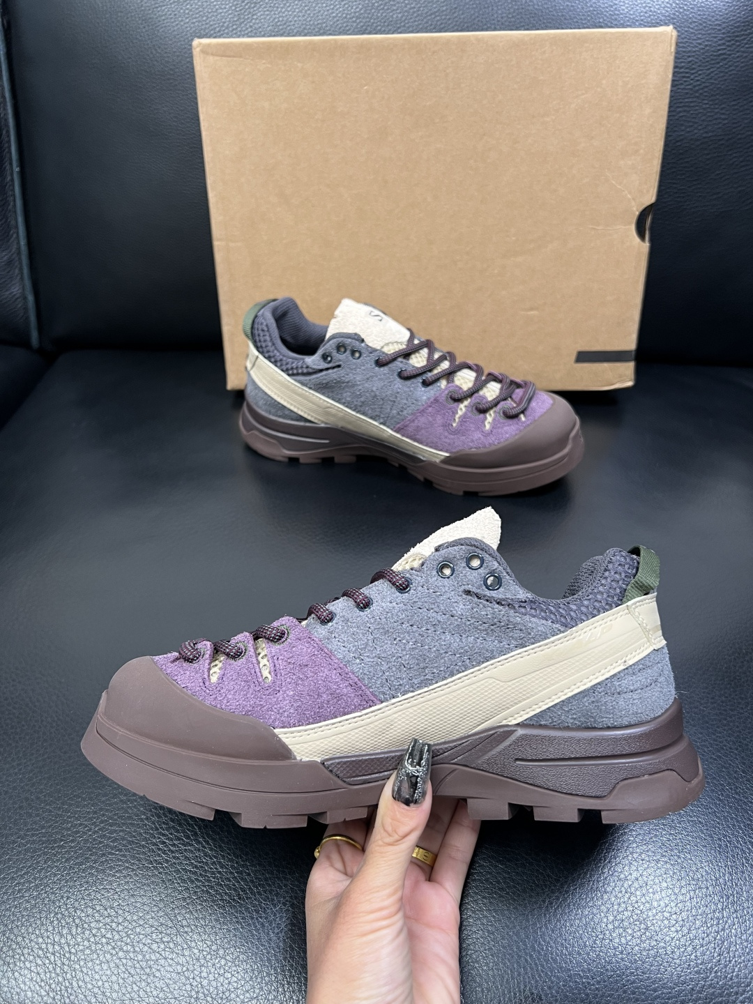 Salomo 高品质 顶级工艺品 萨洛蒙 专柜新品同步，鞋面意大利进口牛皮面料，进口水染牛皮内里垫，鞋底