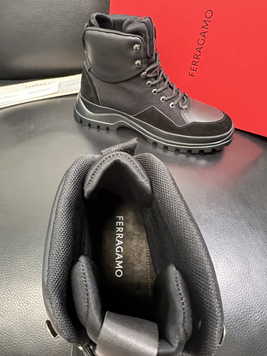 Ferragamo 高品质 顶级工艺品 菲拉格慕 靴子高帮专柜同步发售原厂配置，意大利进口原版牛皮，进口