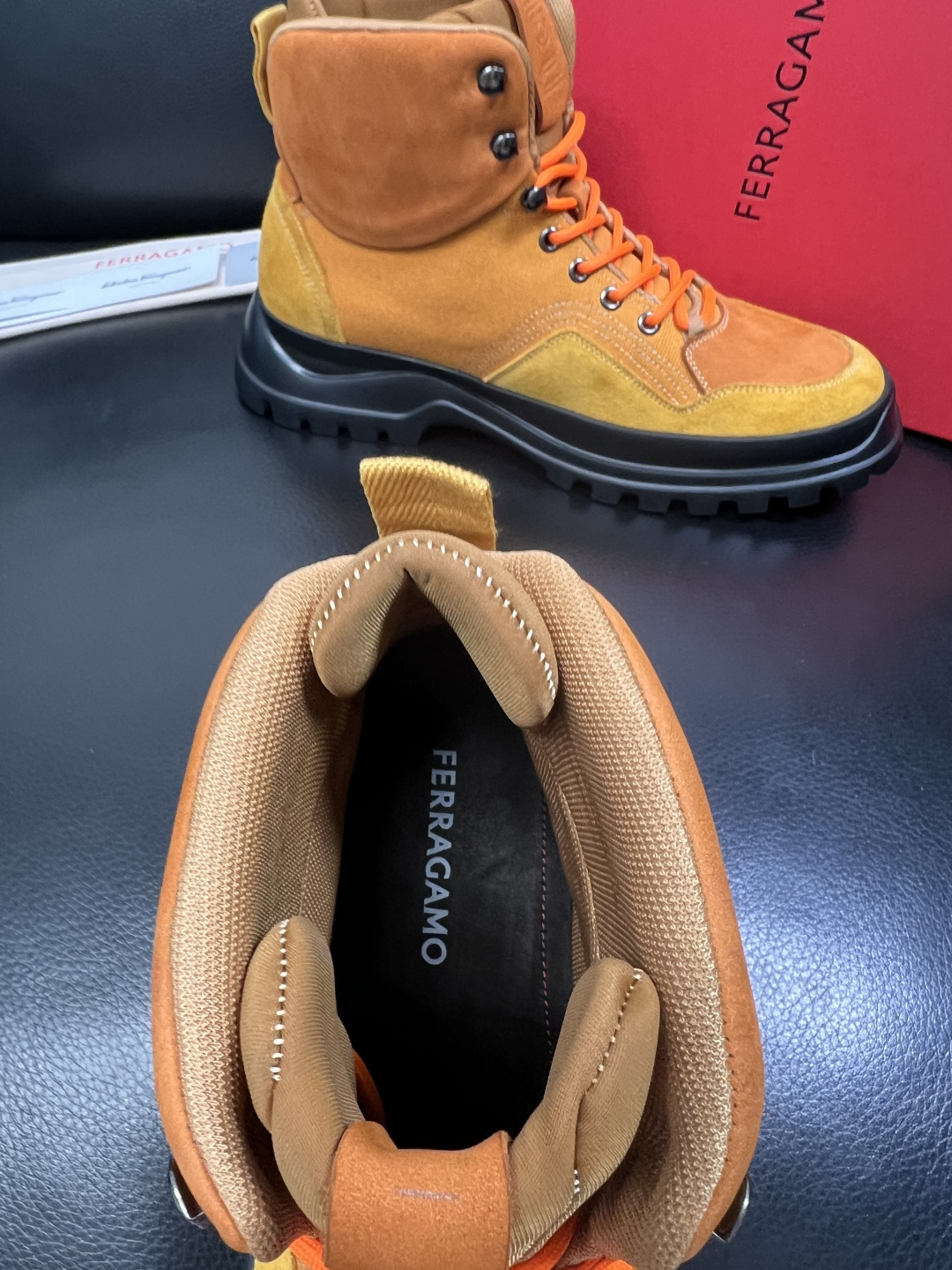 Ferragamo 高品质 顶级工艺品 菲拉格慕 靴子高帮专柜同步发售原厂配置，意大利进口原版牛皮，进口