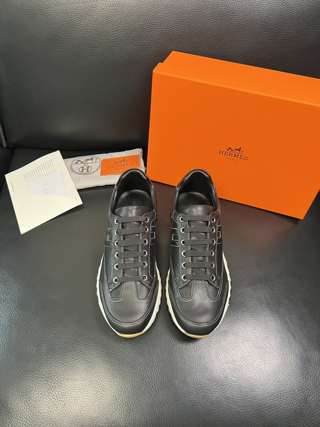 Hermes 高品质 顶级代购 爱马仕 专柜同步发售原厂配置，意大利进口原版牛皮面料，高品质拼接工艺，全