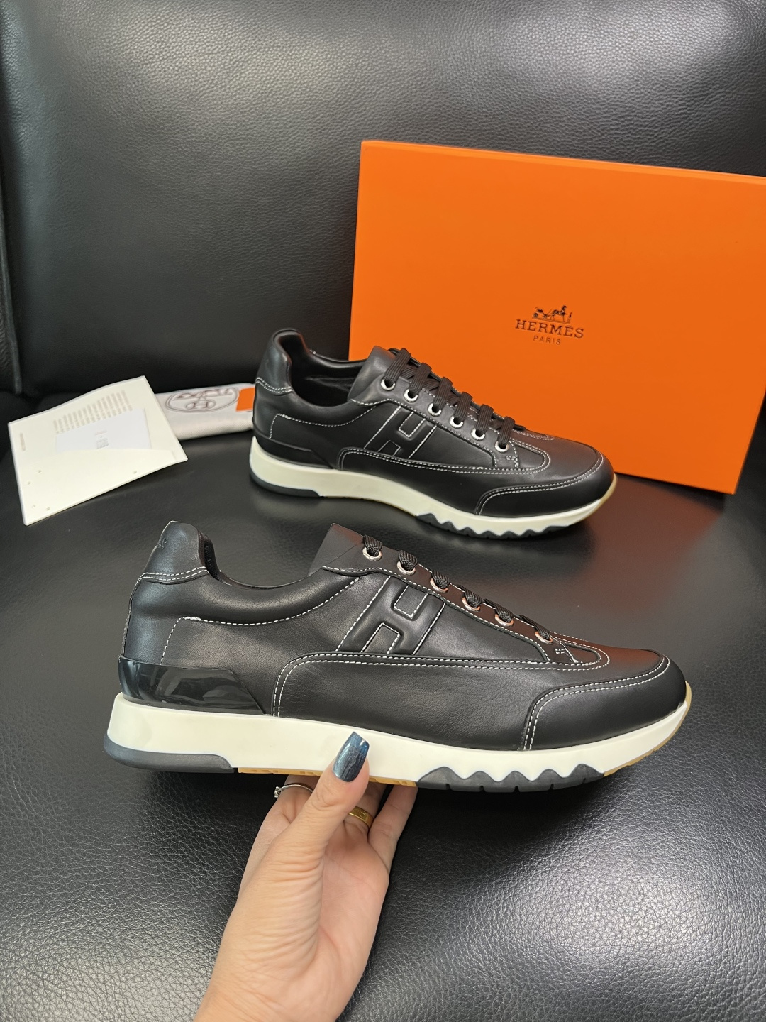 Hermes 高品质 顶级代购 爱马仕 专柜同步发售原厂配置，意大利进口原版牛皮面料，高品质拼接工艺，全