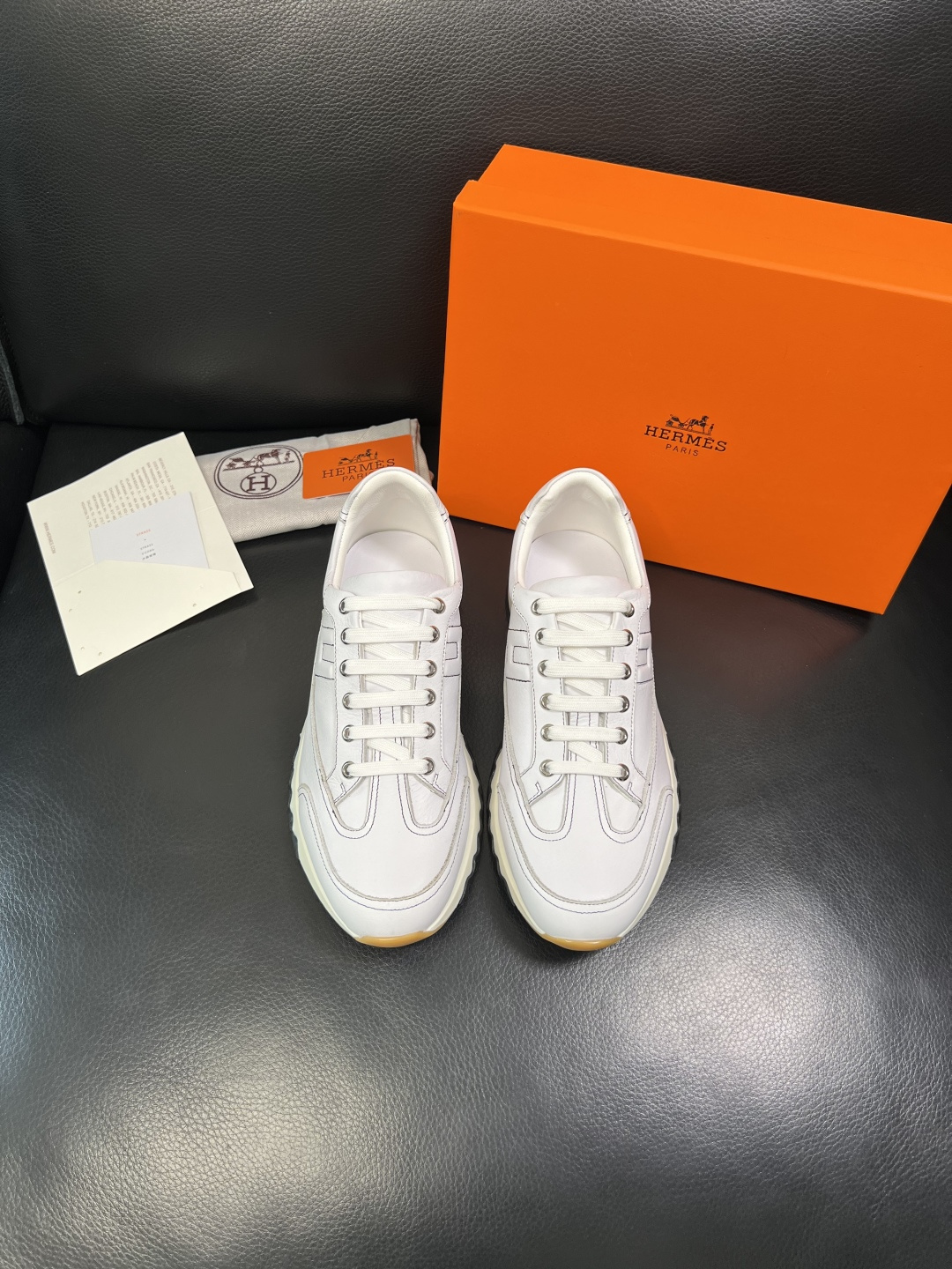 Hermes 高品质 顶级代购 爱马仕 专柜同步发售原厂配置，意大利进口原版牛皮面料，高品质拼接工艺，全