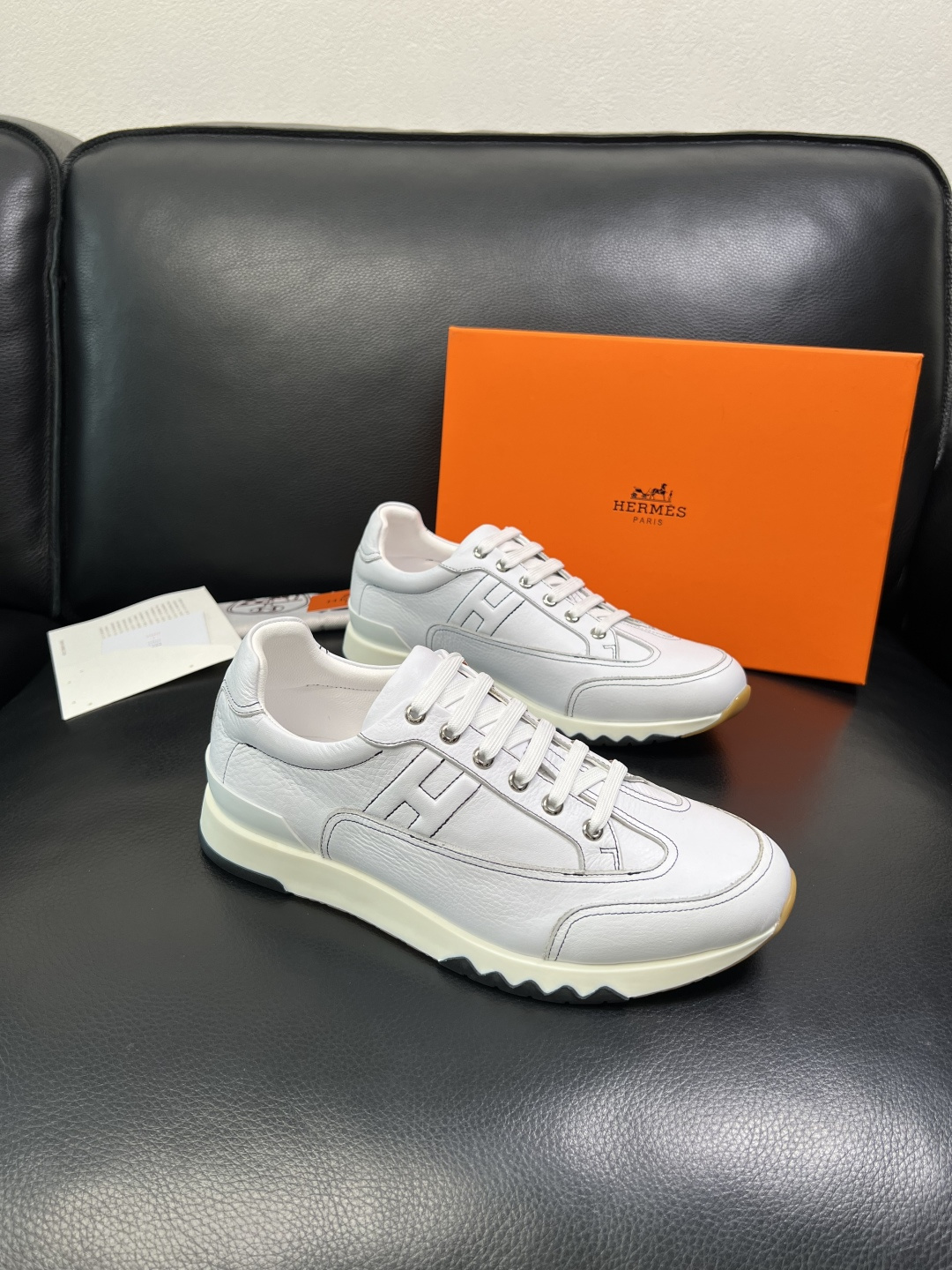 Hermes 高品质 顶级代购 爱马仕 专柜同步发售原厂配置，意大利进口原版牛皮面料，高品质拼接工艺，全