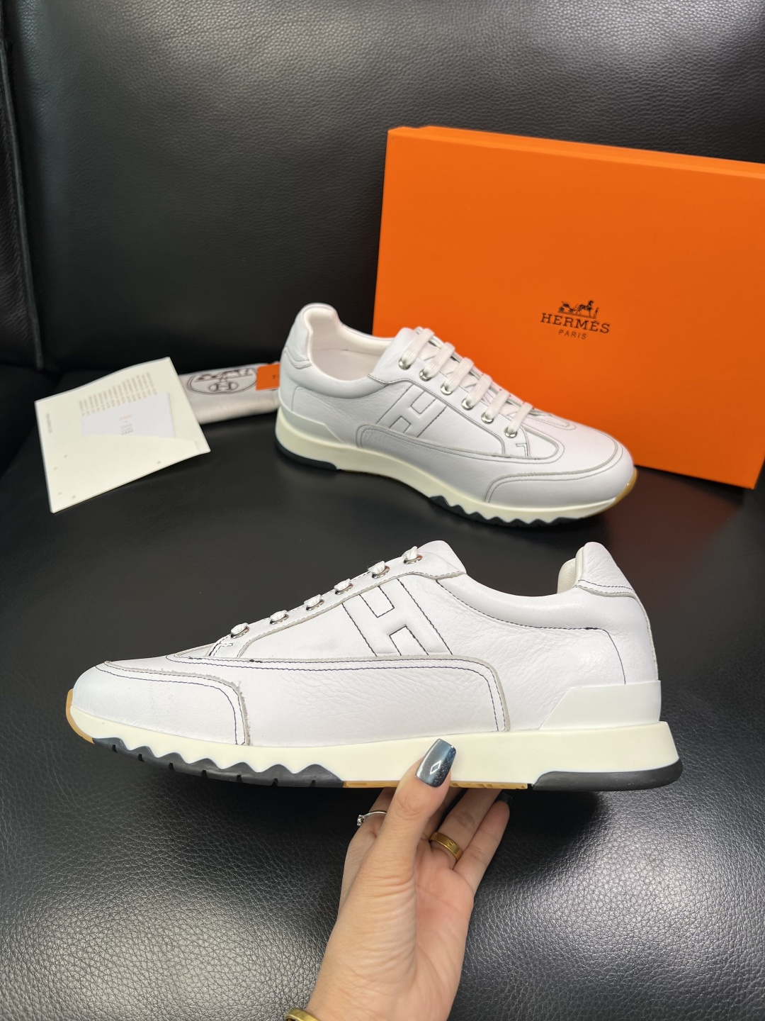 Hermes 高品质 顶级代购 爱马仕 专柜同步发售原厂配置，意大利进口原版牛皮面料，高品质拼接工艺，全