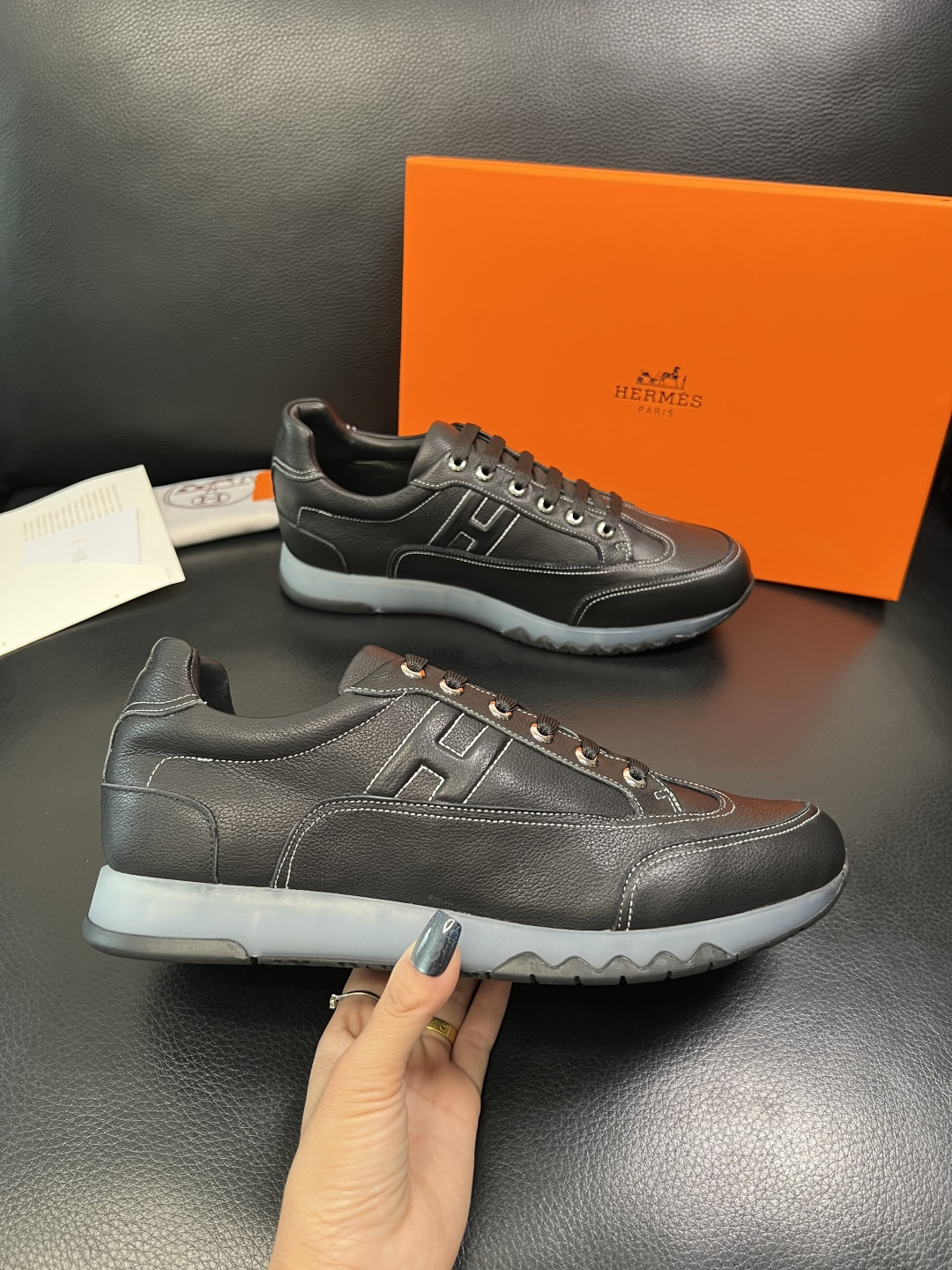 Hermes 高品质 顶级代购 爱马仕 专柜同步发售原厂配置，意大利进口原版牛皮面料，高品质拼接工艺，全