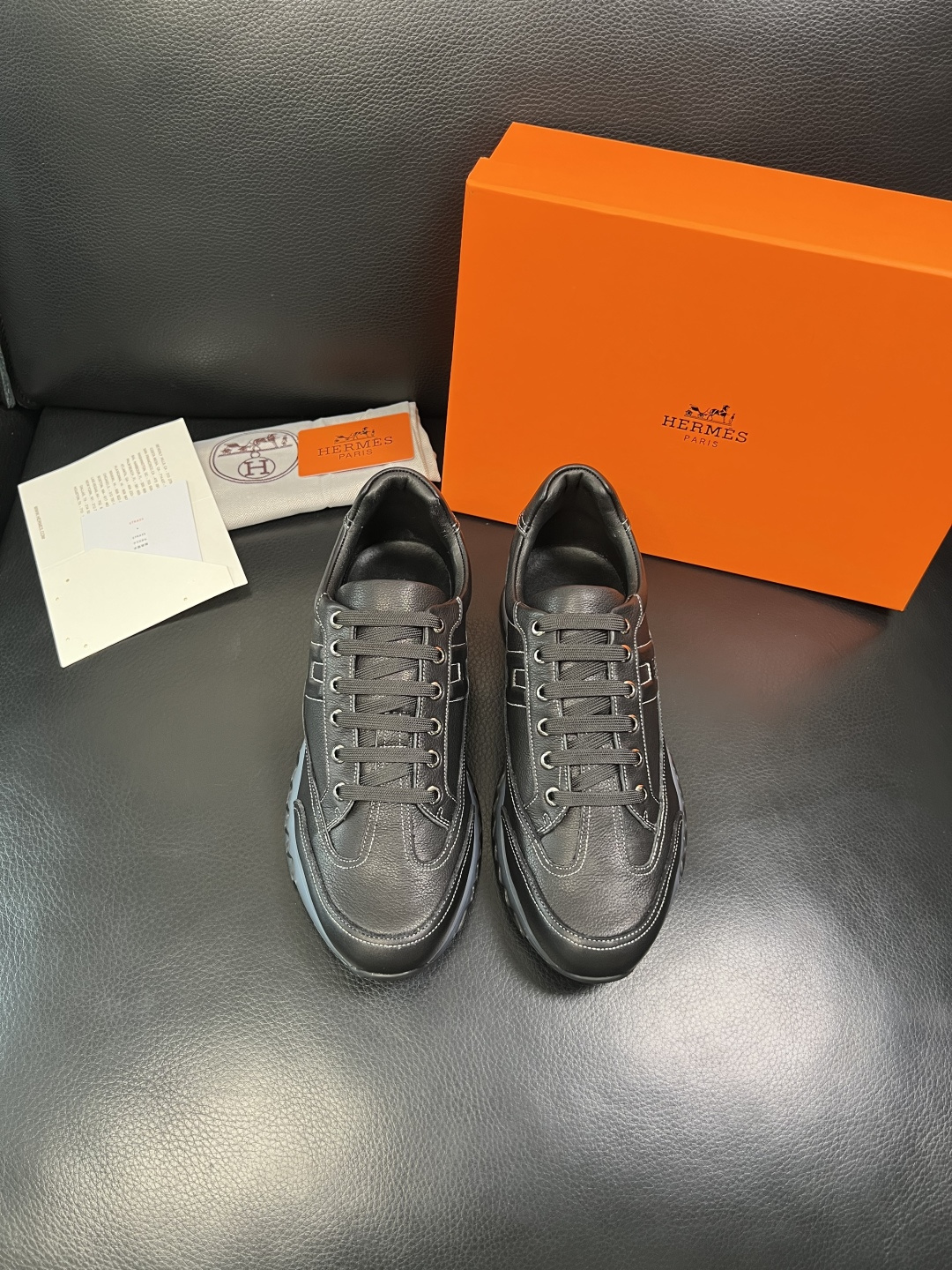 Hermes 高品质 顶级代购 爱马仕 专柜同步发售原厂配置，意大利进口原版牛皮面料，高品质拼接工艺，全