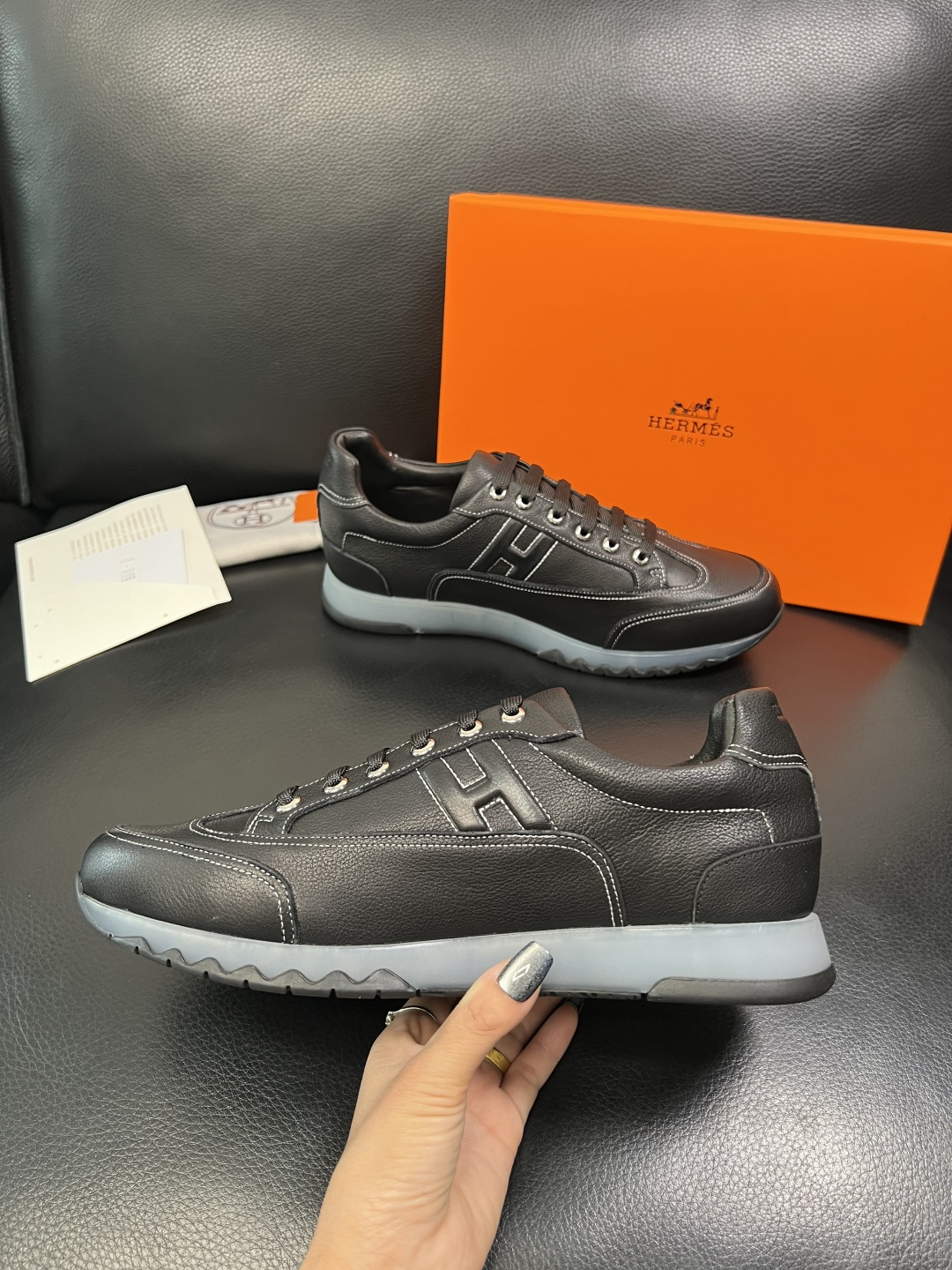 Hermes 高品质 顶级代购 爱马仕 专柜同步发售原厂配置，意大利进口原版牛皮面料，高品质拼接工艺，全