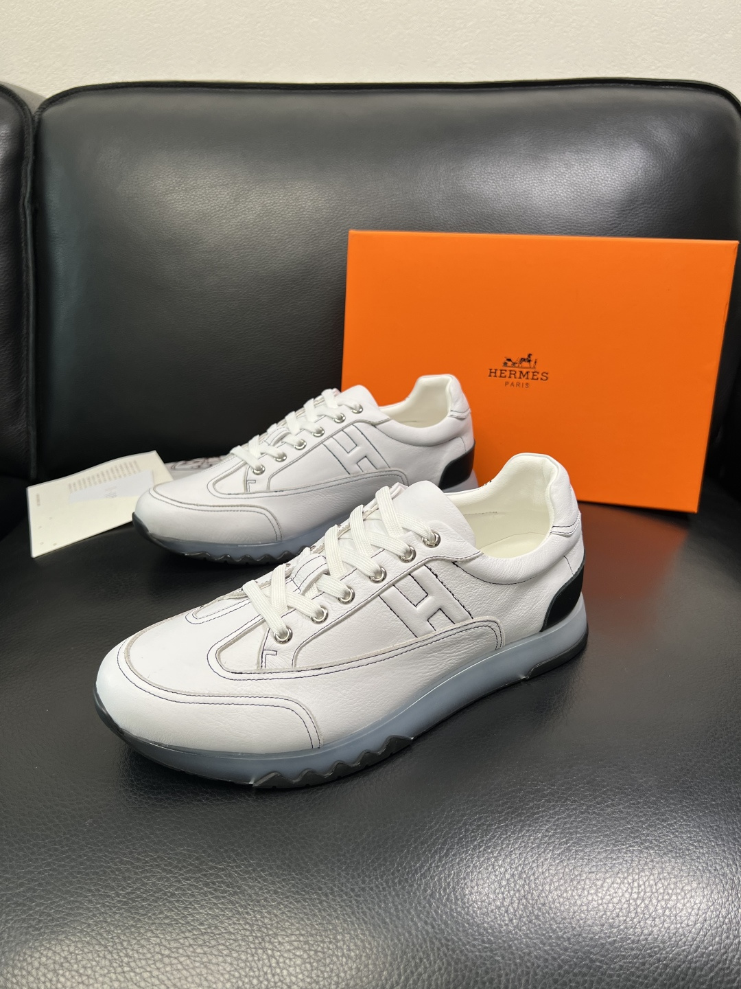 Hermes 高品质 顶级代购 爱马仕 专柜同步发售原厂配置，意大利进口原版牛皮面料，高品质拼接工艺，全