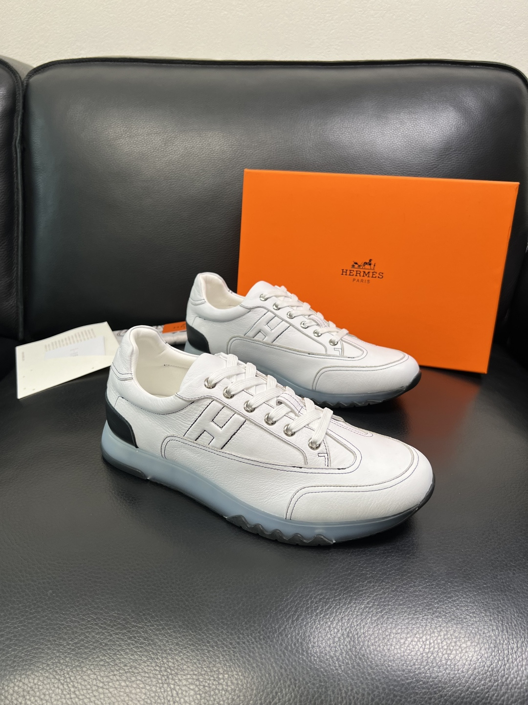 Hermes 高品质 顶级代购 爱马仕 专柜同步发售原厂配置，意大利进口原版牛皮面料，高品质拼接工艺，全