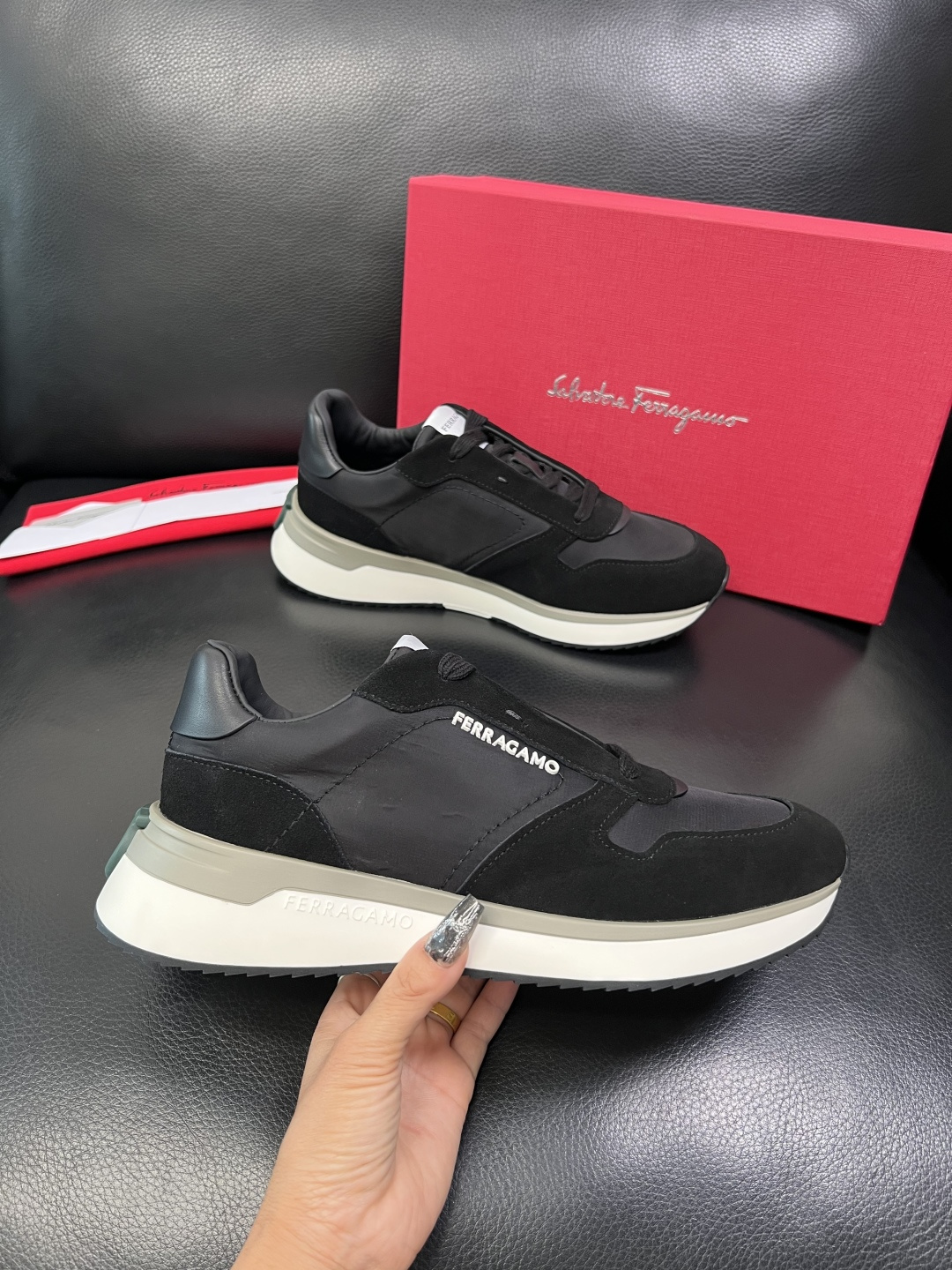 Ferragamo 高品质 顶级工艺品 菲拉格慕 专柜同步发售原厂配置，意大利进口原版牛皮，进口水染牛里