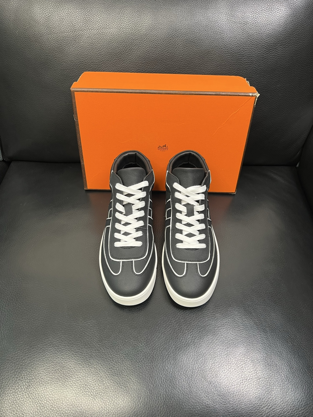 Hermes 高品质 顶级代购 爱马仕 专柜同步发售原厂配置，意大利进口原版牛皮面料，高品质拼接工艺，全