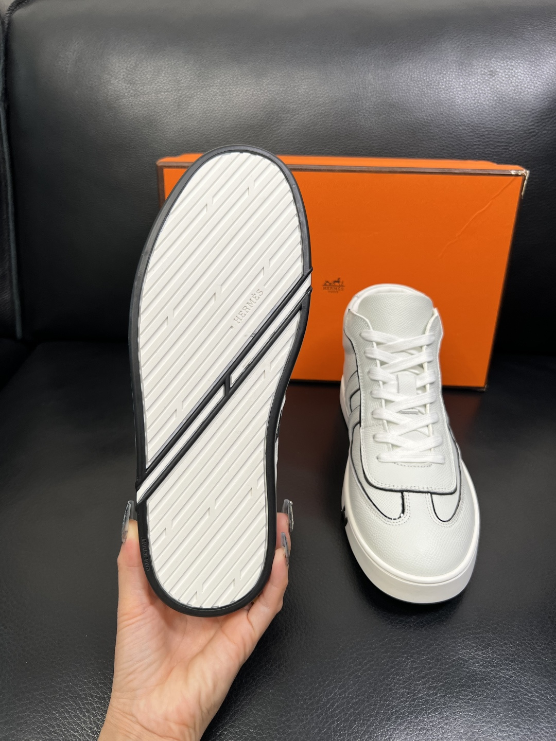 Hermes 高品质 顶级代购 爱马仕 专柜同步发售原厂配置，意大利进口原版牛皮面料，高品质拼接工艺，全