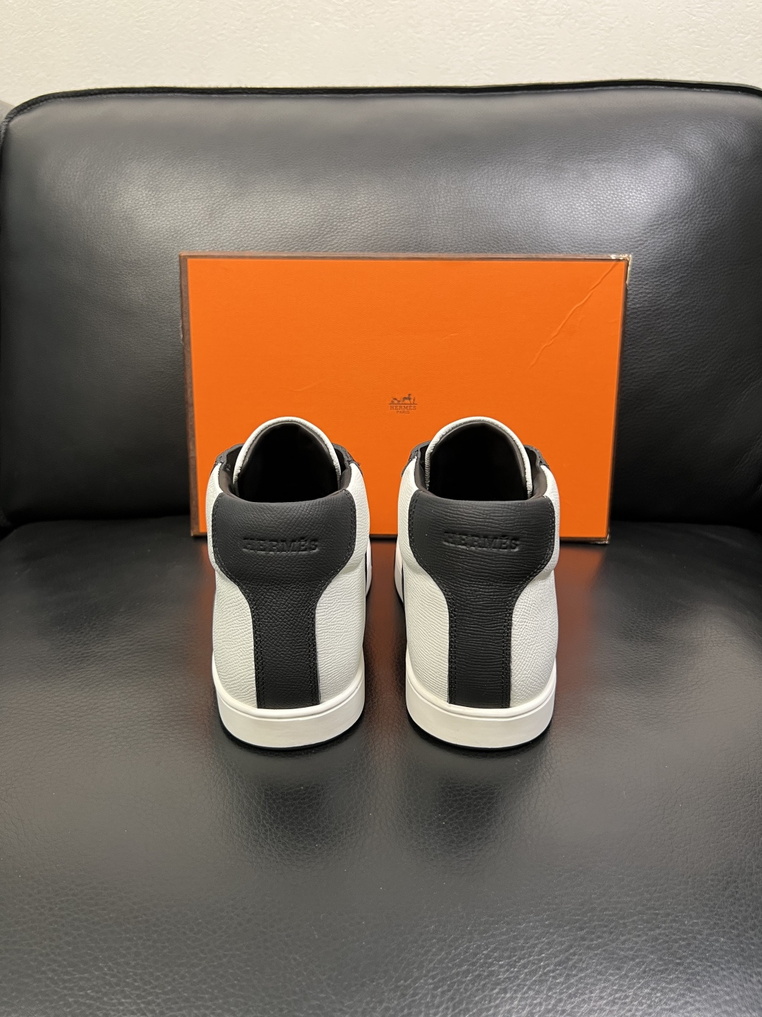 Hermes 高品质 顶级代购 爱马仕 专柜同步发售原厂配置，意大利进口原版牛皮面料，高品质拼接工艺，全