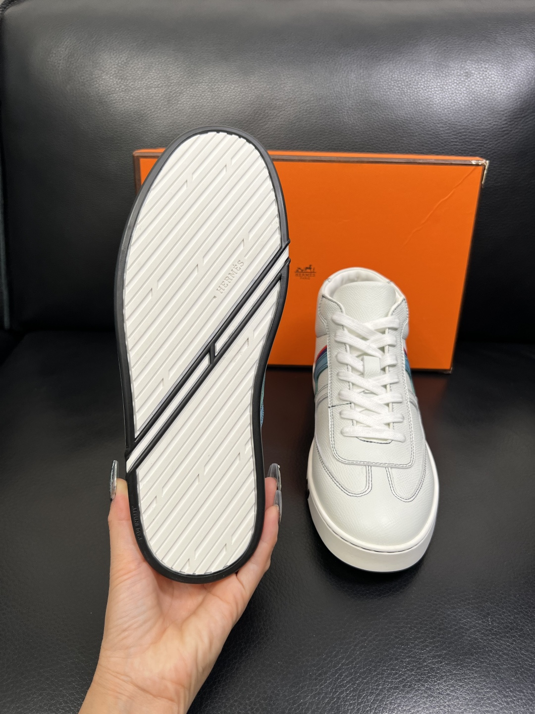 Hermes 高品质 顶级代购 爱马仕 专柜同步发售原厂配置，意大利进口原版牛皮面料，高品质拼接工艺，全