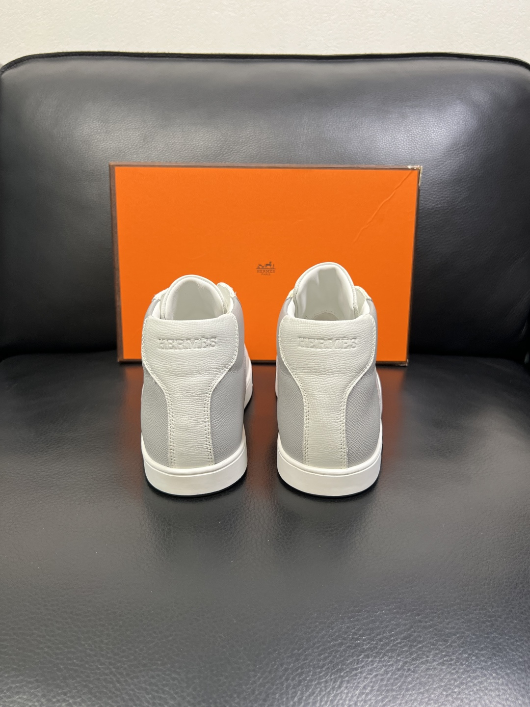 Hermes 高品质 顶级代购 爱马仕 专柜同步发售原厂配置，意大利进口原版牛皮面料，高品质拼接工艺，全