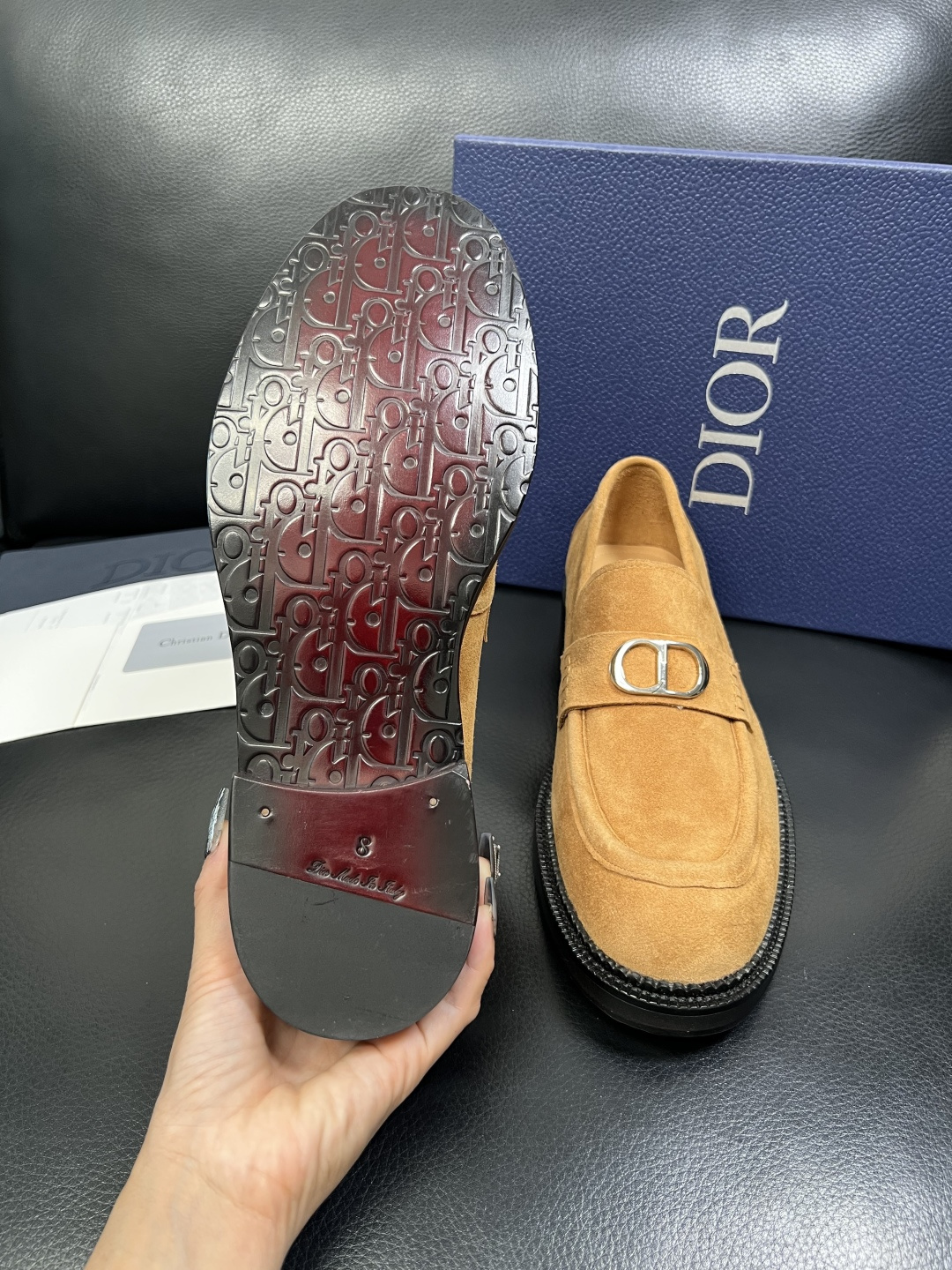 Dior 顶级代购 迪奥 皮鞋专柜同步原厂配置，意大利进口牛皮，全进口水染牛皮里垫，鞋底：原厂特供原版底