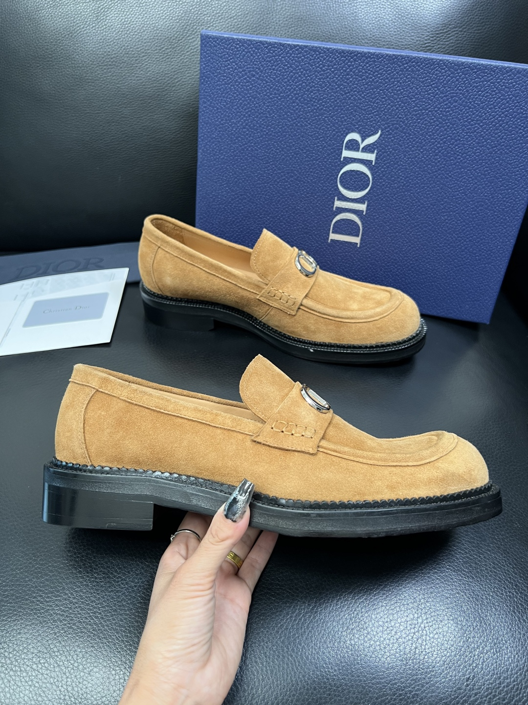 Dior 顶级代购 迪奥 皮鞋专柜同步原厂配置，意大利进口牛皮，全进口水染牛皮里垫，鞋底：原厂特供原版底