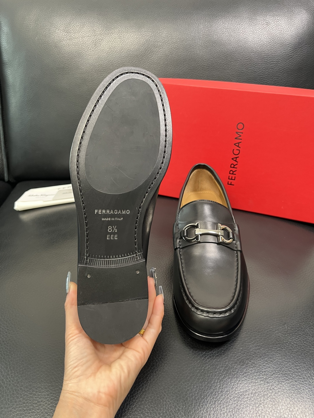 Ferragamo 高品质 顶级工艺品 菲拉格慕 皮鞋 专柜同步发售原厂配置，意大利进口原版牛皮，进口水