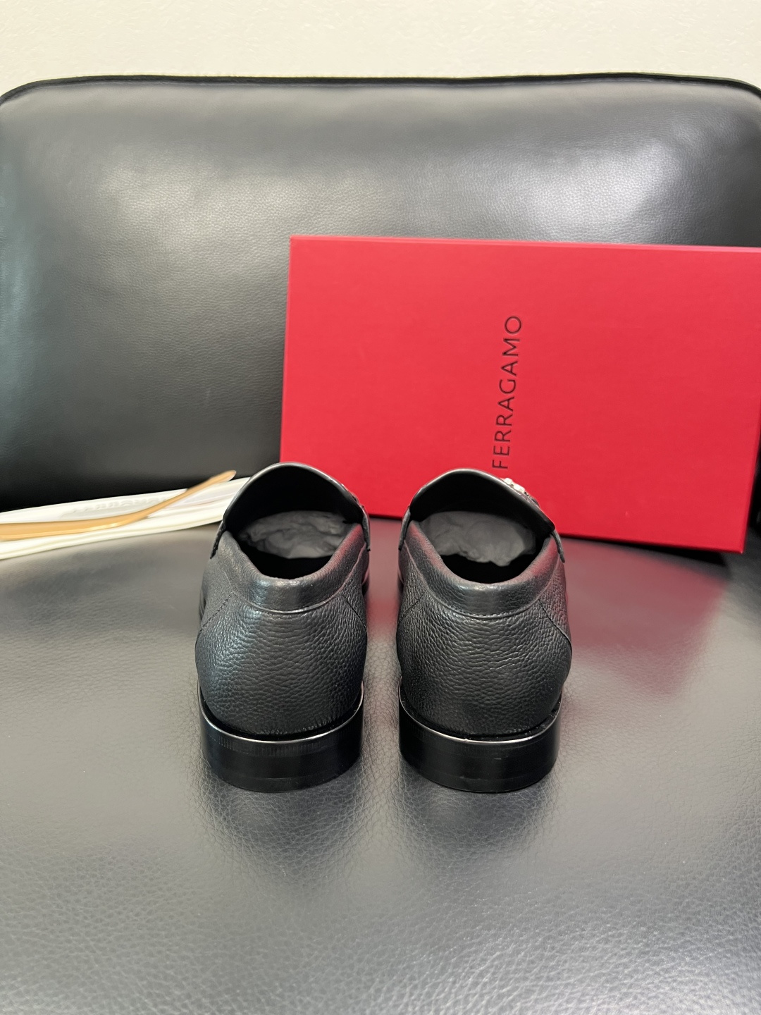 Ferragamo 高品质 顶级工艺品 菲拉格慕 皮鞋 专柜同步发售原厂配置，意大利进口原版牛皮，进口水