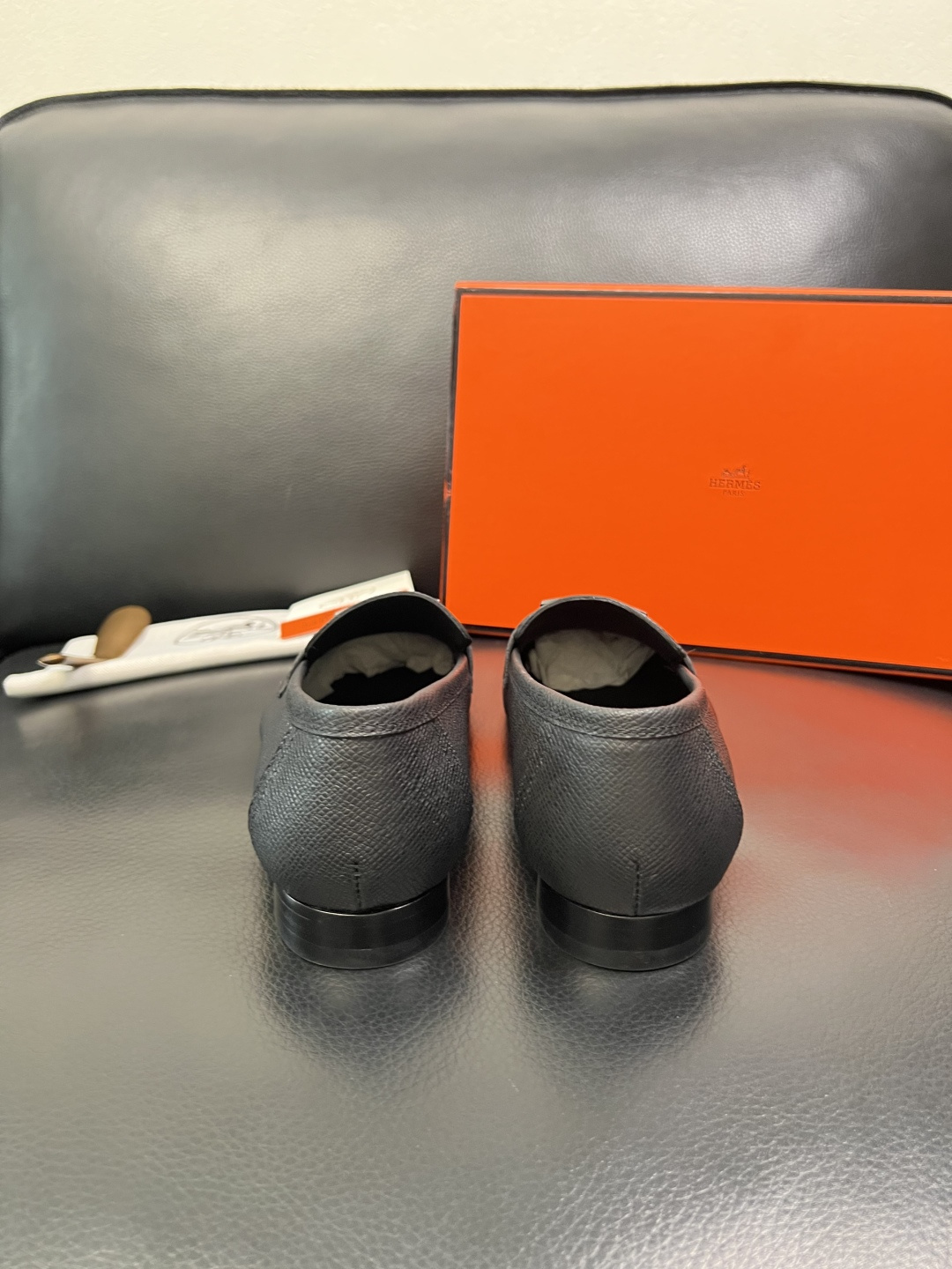 Hermes 高品质 顶级工艺品 爱马仕 皮鞋专柜同步 原厂配置，意大利进口原版牛皮面料，透气舒适进口水