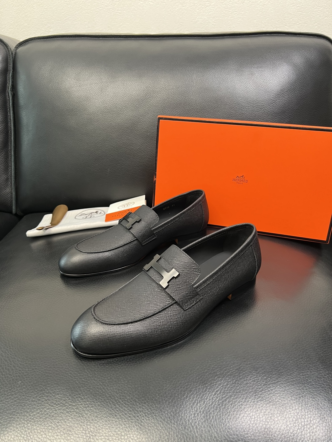 Hermes 高品质 顶级工艺品 爱马仕 皮鞋专柜同步 原厂配置，意大利进口原版牛皮面料，透气舒适进口水