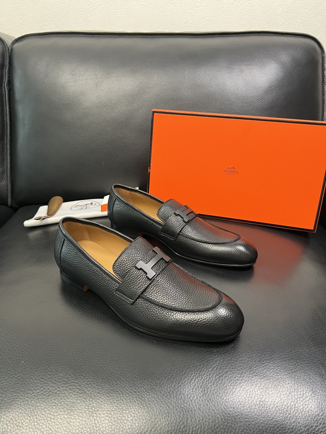 Hermes 高品质 顶级工艺品 爱马仕 皮鞋专柜同步 原厂配置，意大利进口原版牛皮面料，透气舒适进口水