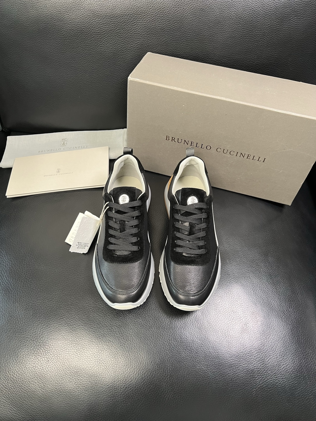 Brunello Cucinelli 高品质 顶级工艺品 BC 专柜同步原厂配置，意大利进口牛皮面料牛内