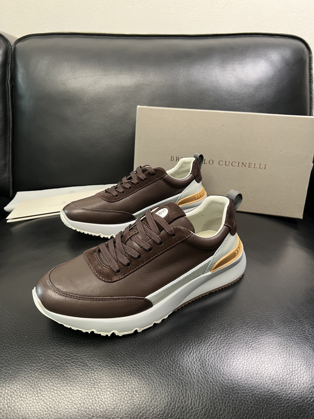 Brunello Cucinelli 高品质 顶级工艺品 BC 专柜同步原厂配置，意大利进口牛皮面料牛内