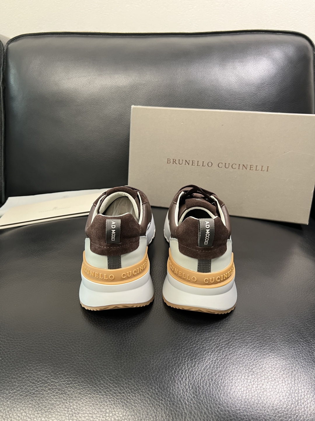 Brunello Cucinelli 高品质 顶级工艺品 BC 专柜同步原厂配置，意大利进口牛皮面料牛内